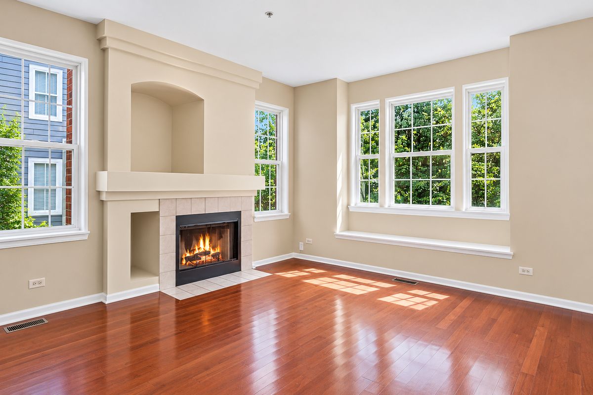 135 Tanglewood Dr, Glen Ellyn, IL 60137 — photo 6