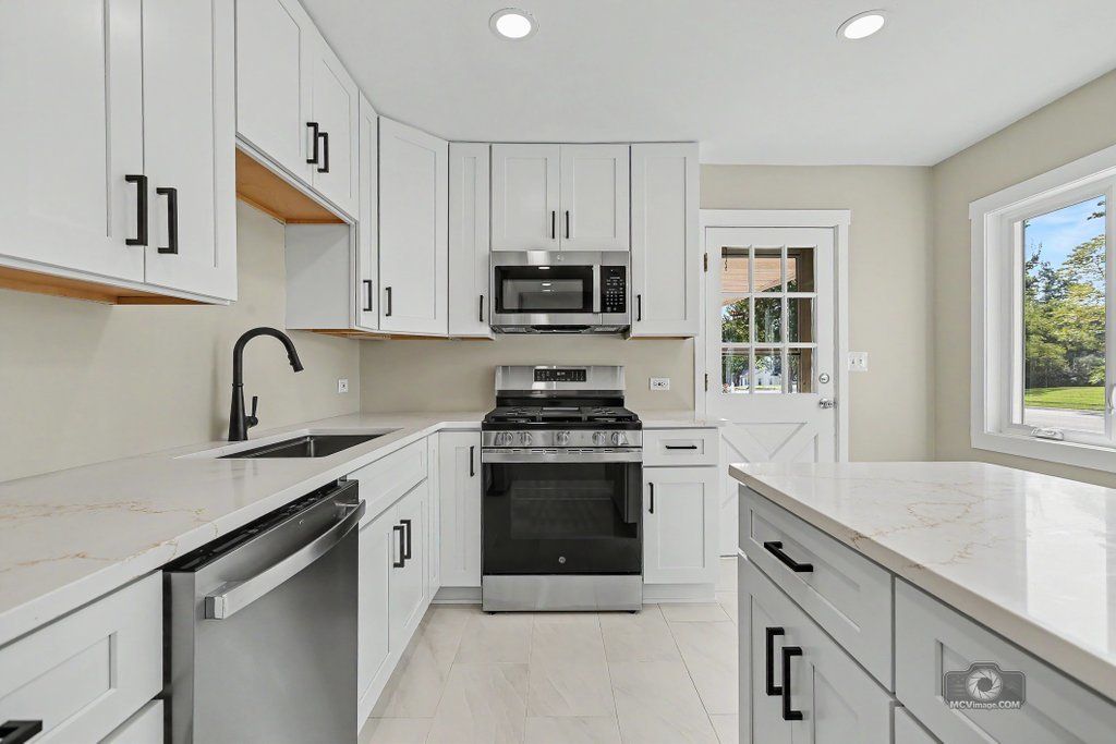 218 E Central Ave, Lombard, IL 60148 — photo 8