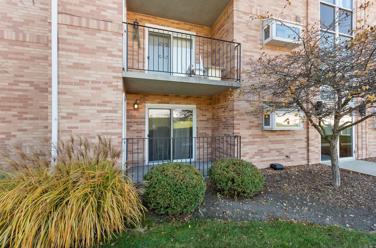 18302 Robin Ln #D1, Homewood, IL 60430 — photo 3