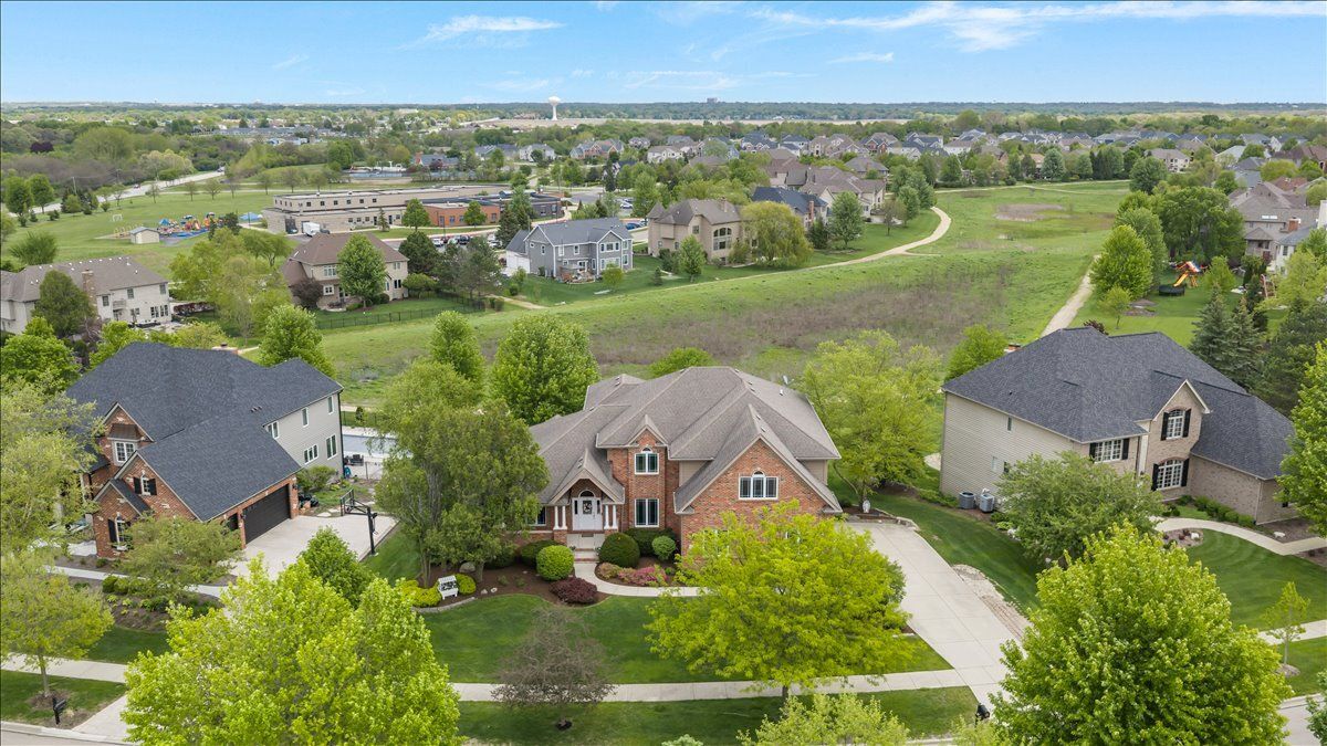 430 Alberosky Way, Batavia, IL 60510 — photo 8