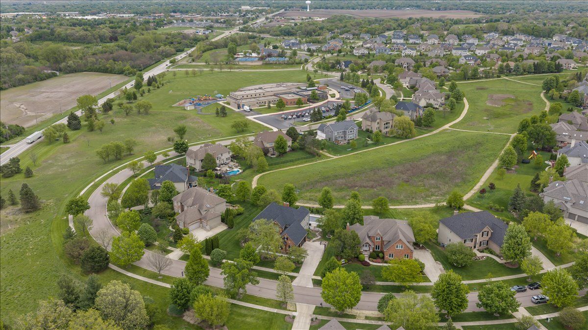 430 Alberosky Way, Batavia, IL 60510 — photo 6