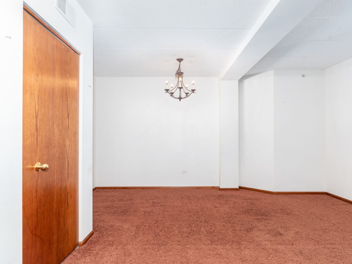2030 Saint Regis Dr #412, Lombard, IL 60148 — photo 7