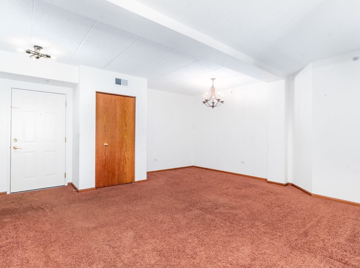2030 Saint Regis Dr #412, Lombard, IL 60148 — photo 5