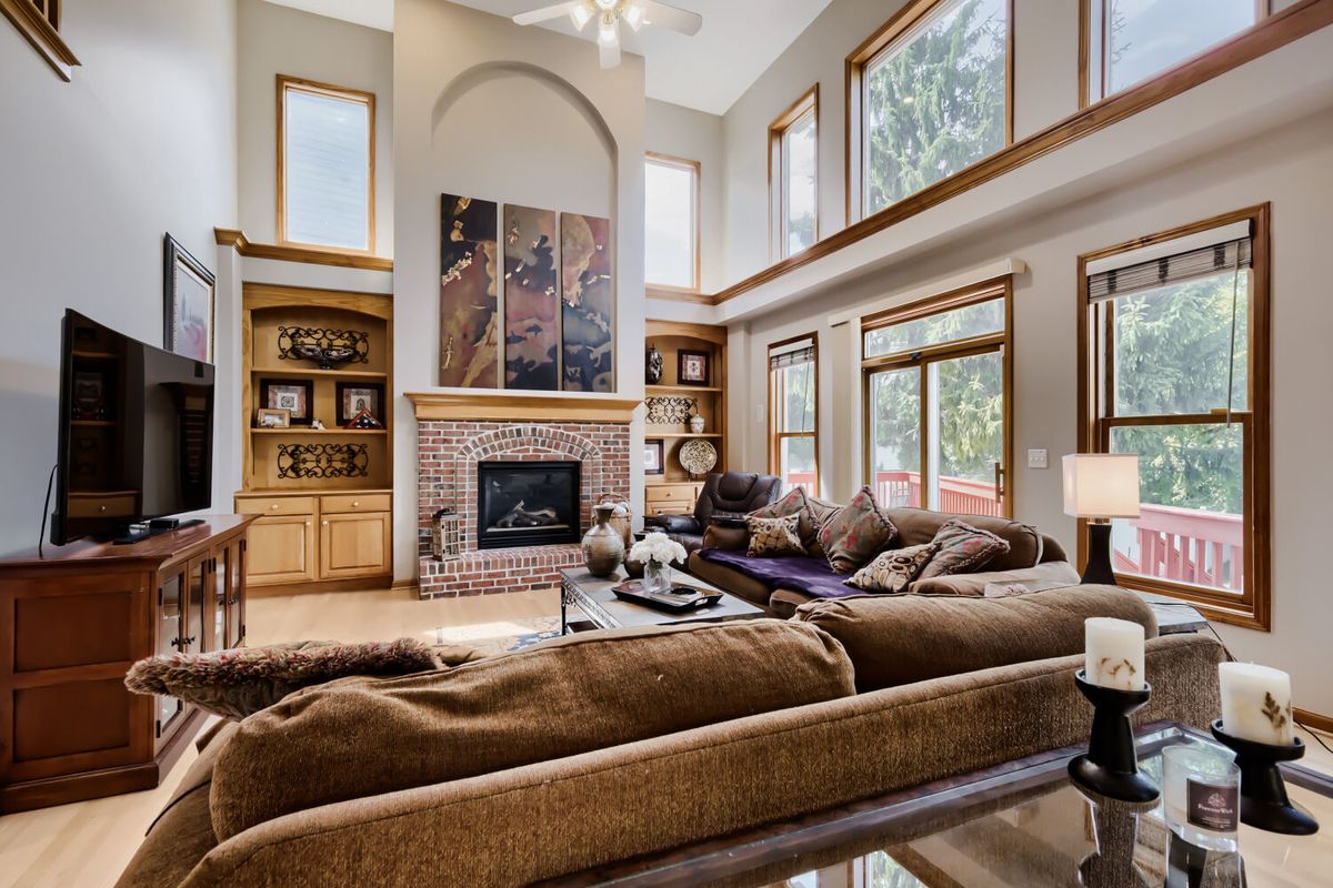 376 Amy Ct, Glen Ellyn, IL 60137 — photo 7