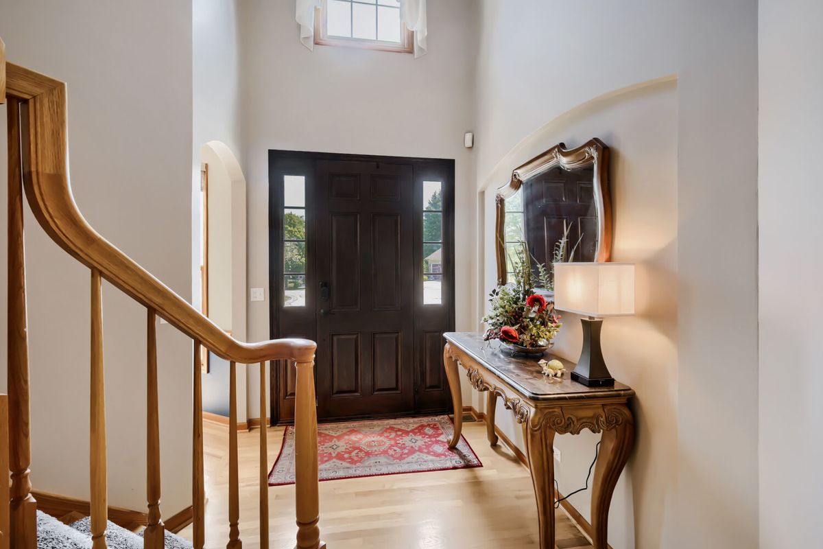 376 Amy Ct, Glen Ellyn, IL 60137 — photo 4