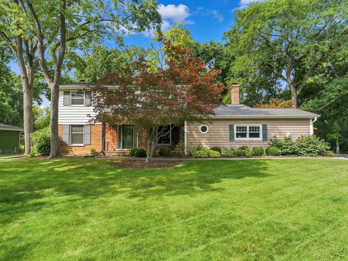 3n922 Ferson Creek Rd, St. Charles, IL 60174 — photo 2