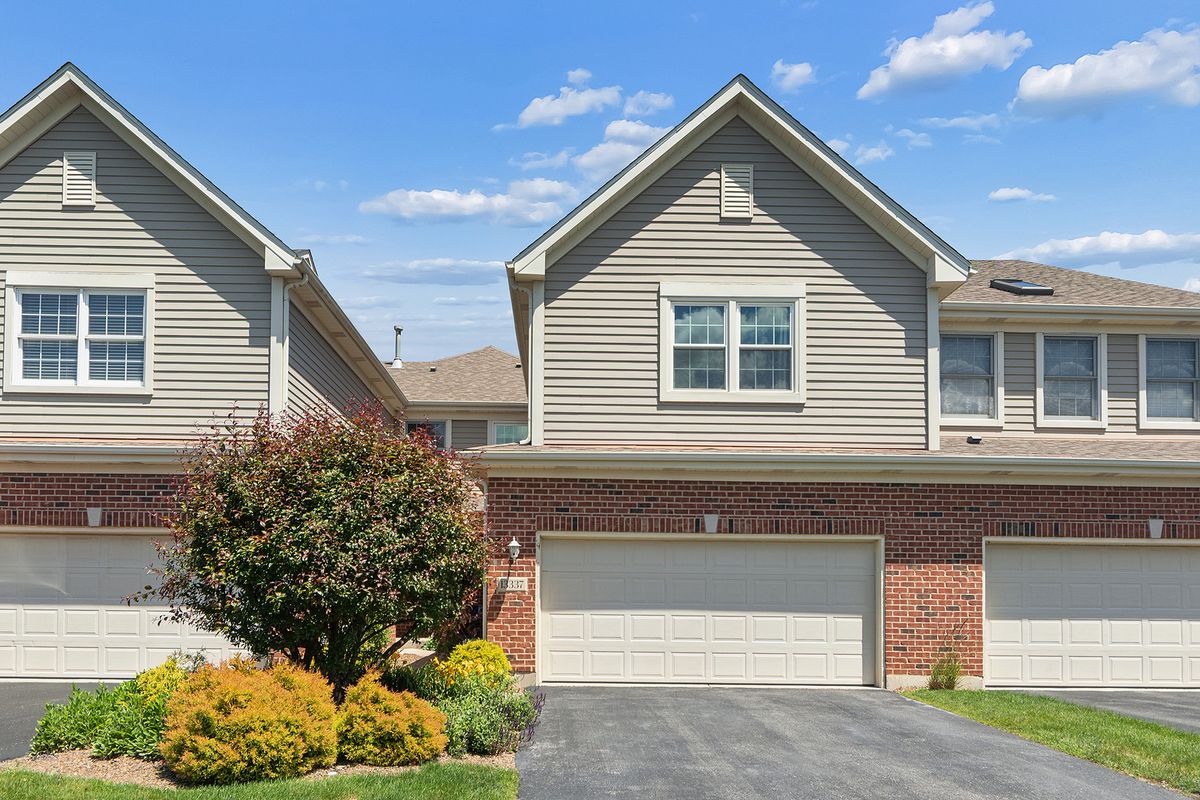 13337 Ash Ct, Palos Heights, IL 60463