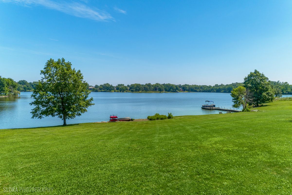 82 Hawley Woods Rd, Barrington Hills, IL 60010 — photo 6