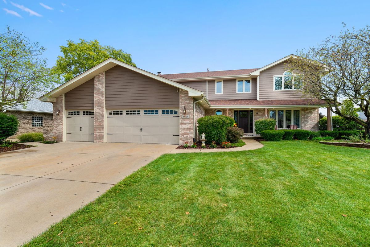 8036 Edgebrook Ln, Tinley Park, IL 60487