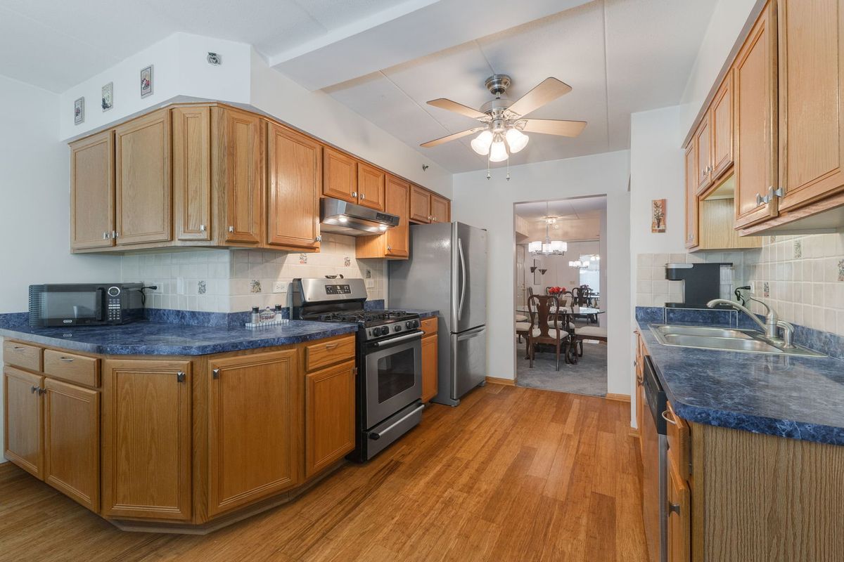 6835 Forestview Dr #2C, Oak Forest, IL 60452 — photo 5