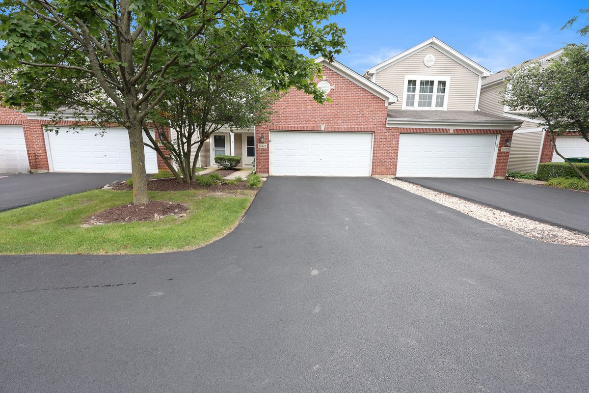 17428 Fox Bend Ln, Lockport, IL 60441 — photo 6