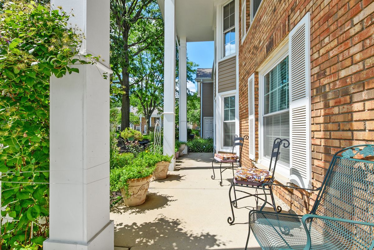 1105 Spring Garden Cir #5, Naperville, IL 60563 — photo 3