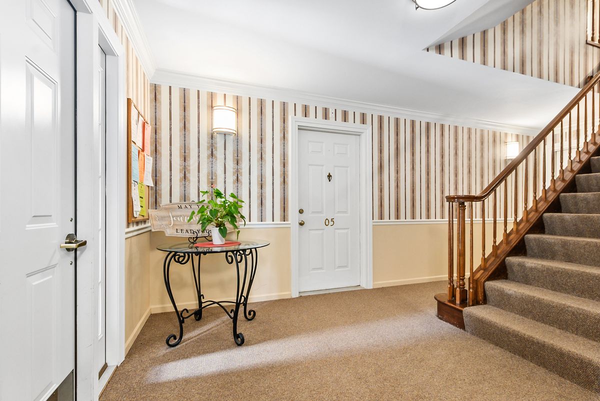 1105 Spring Garden Cir #5, Naperville, IL 60563 — photo 5