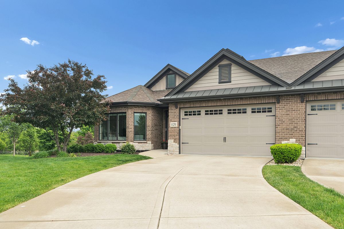 11251 Pinecrest Ct, Orland Park, IL 60467 — photo 2