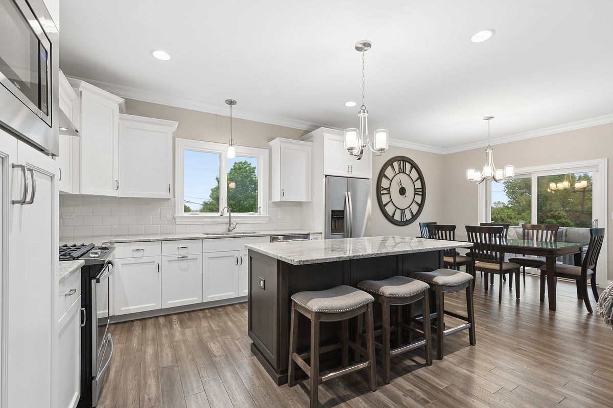 11251 Pinecrest Ct, Orland Park, IL 60467 — photo 8