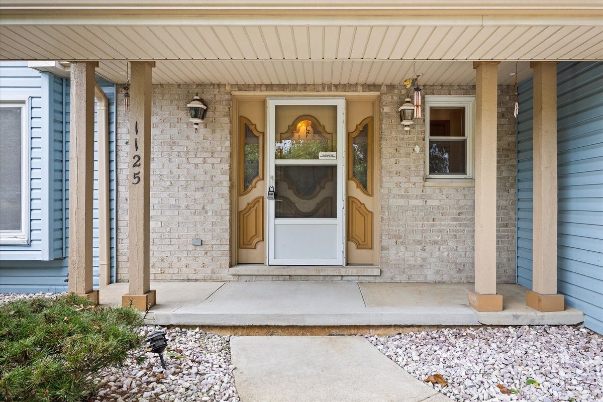 1125 Darin Dr, Lockport, IL 60441 — photo 2