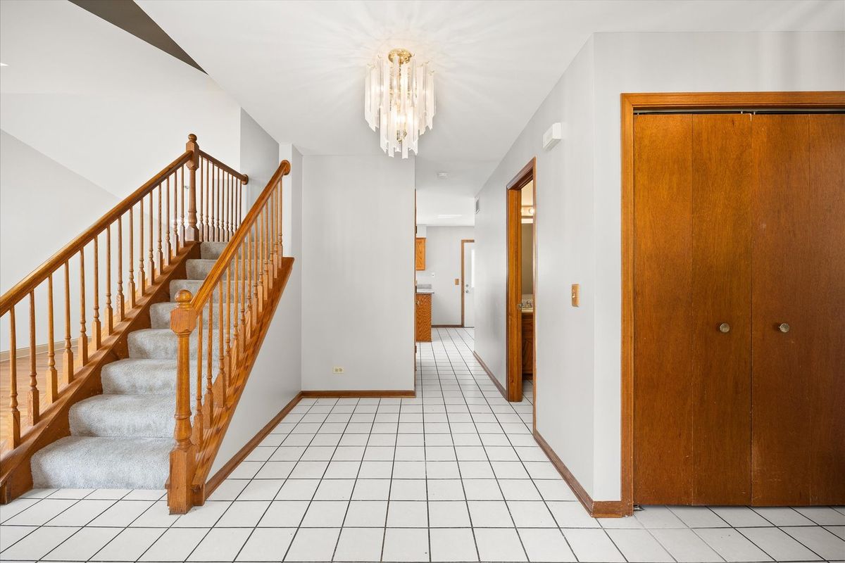 1125 Darin Dr, Lockport, IL 60441 — photo 4
