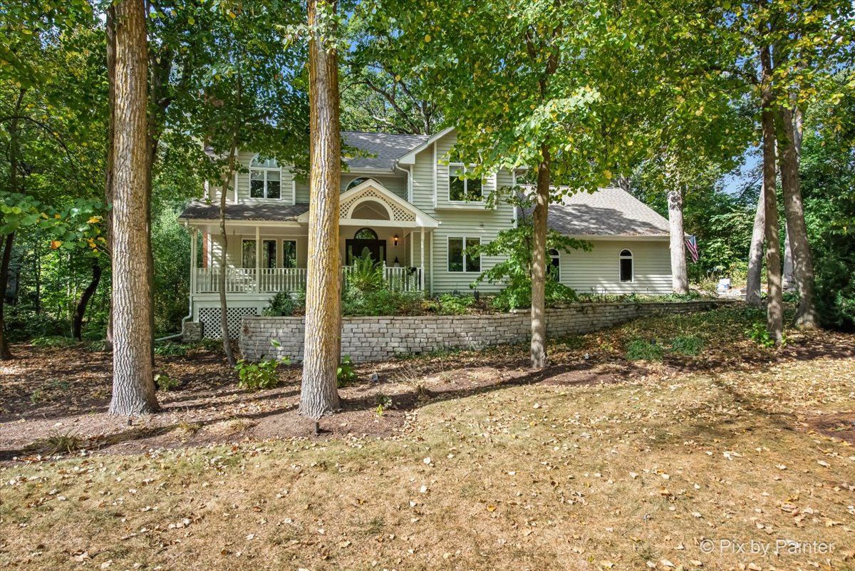 42w142 Ravine Dr, St. Charles, IL 60175