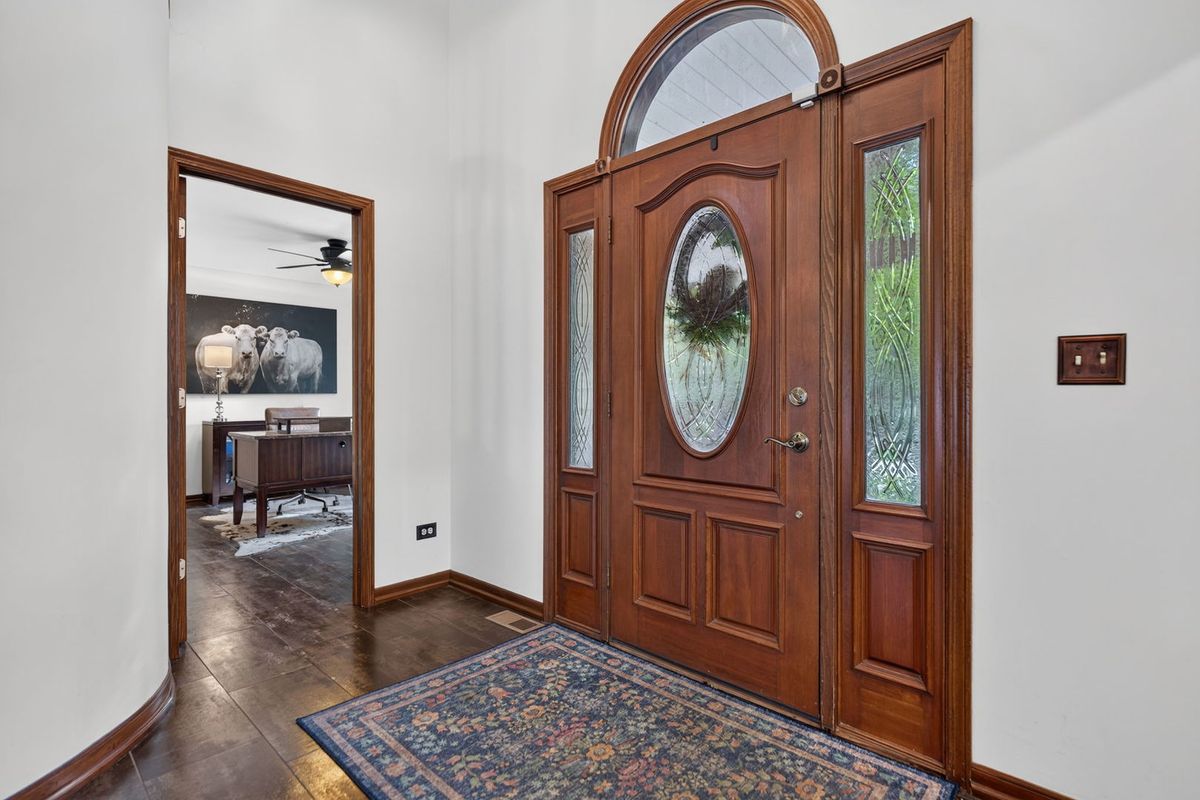 42w142 Ravine Dr, St. Charles, IL 60175 — photo 6
