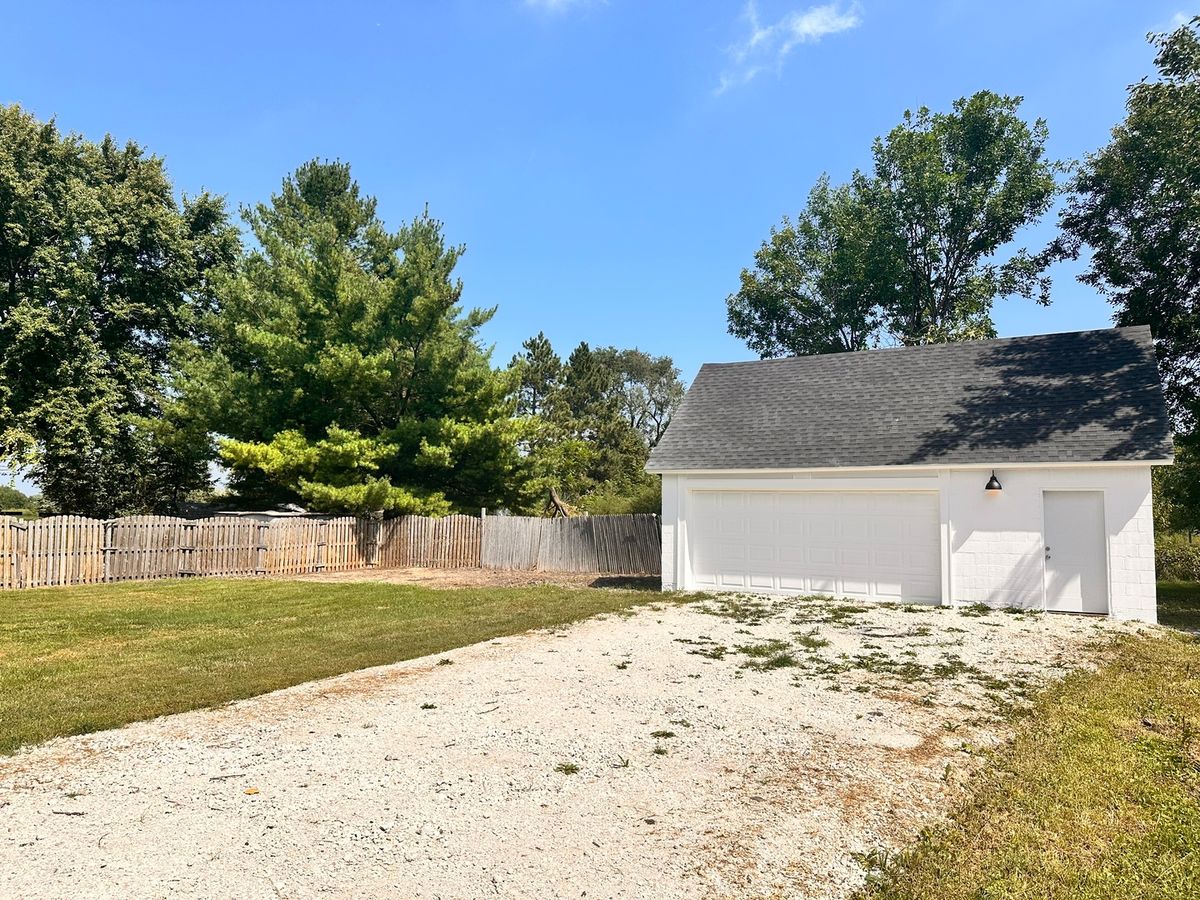 323 N Main St, Earlville, IL 60518 — photo 3