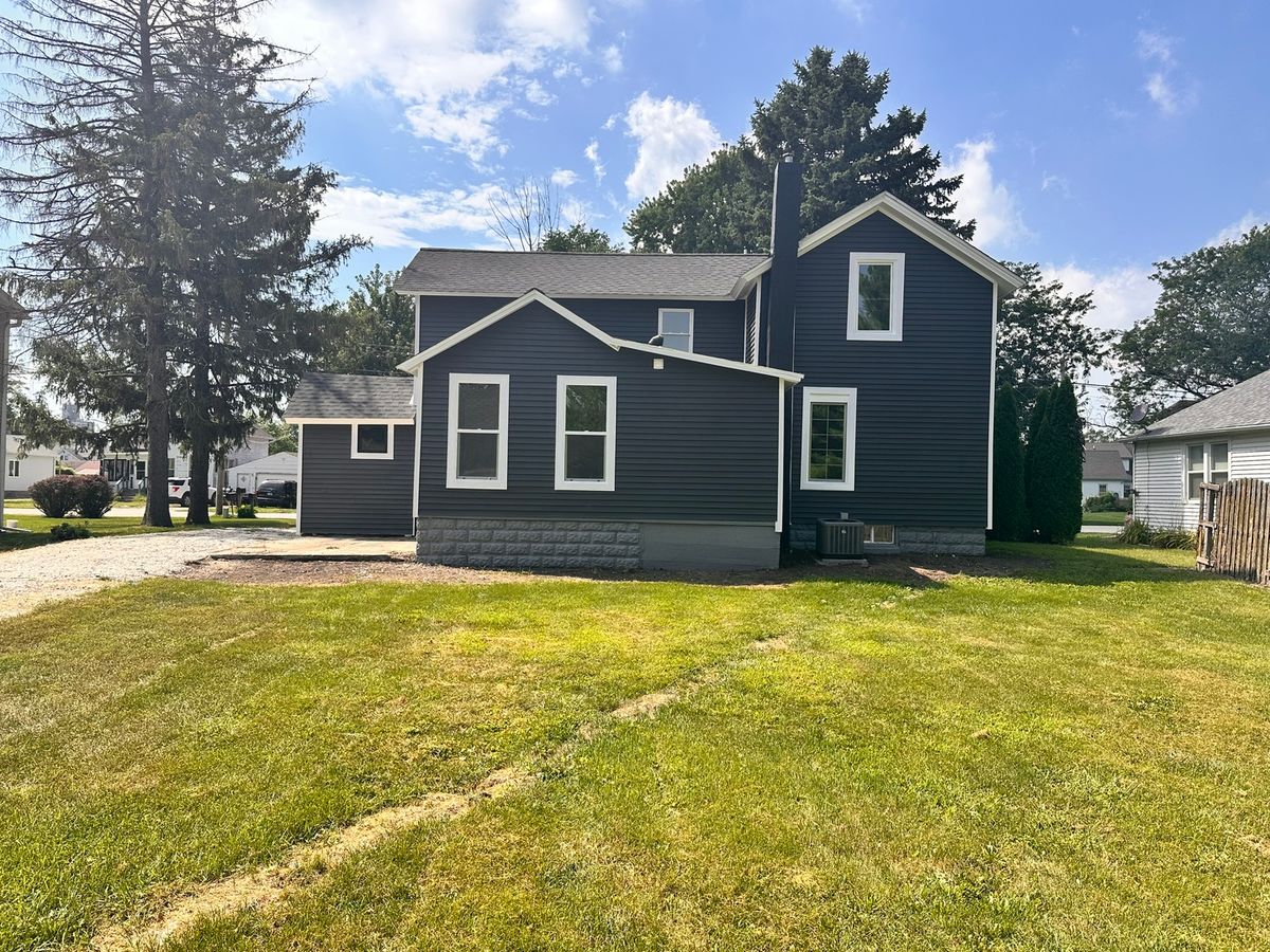 323 N Main St, Earlville, IL 60518 — photo 5