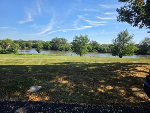 15709 Chesterfield Ln, Orland Park, IL 60462 — photo 2