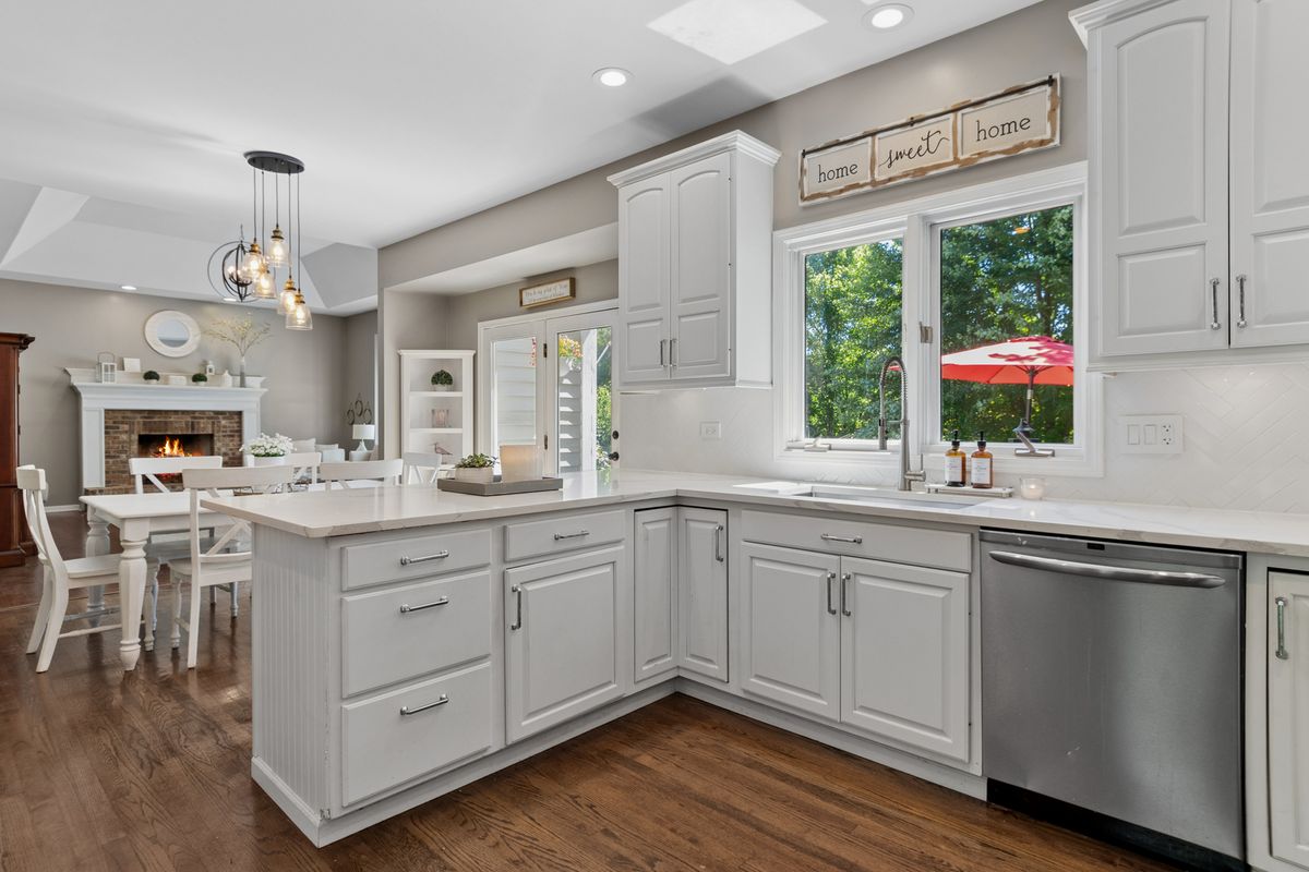 2236 Stowe Cir, Naperville, IL 60564 — photo 8