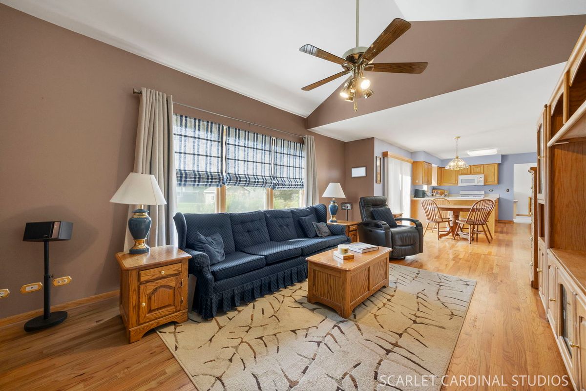 24850 Vermette Rd, Plainfield, IL 60585 — photo 8