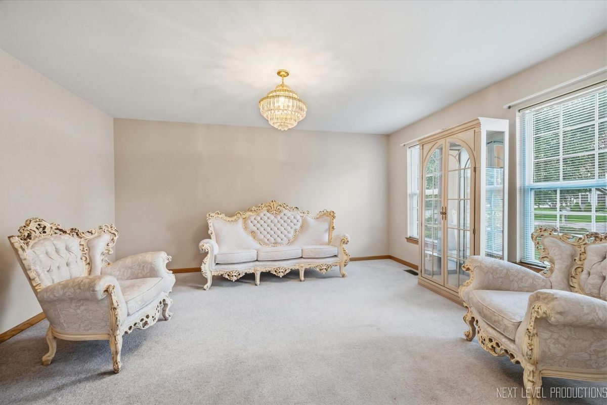 2513 Briarwood Ct, Aurora, IL 60506 — photo 3