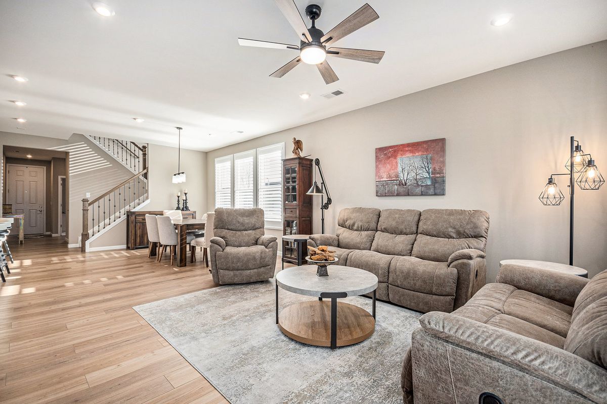 3207 Dove Mountain Dr, Aurora, IL 60503 — photo 5