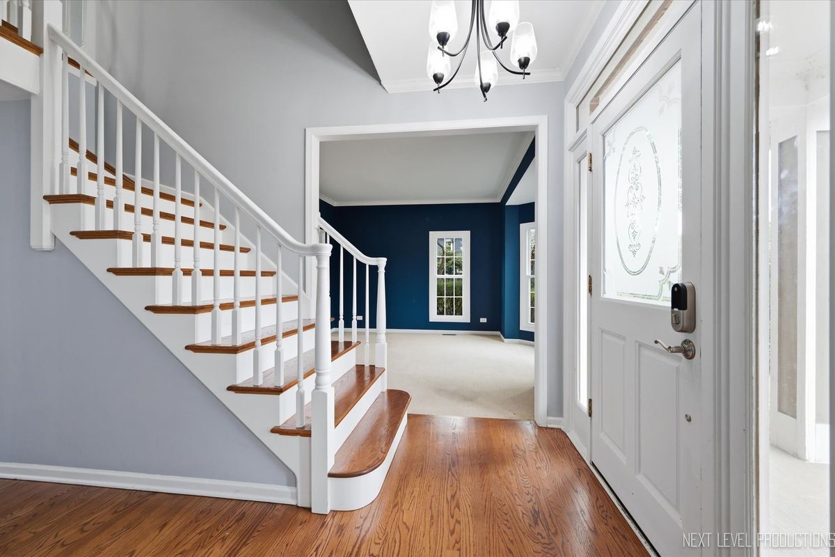 39w832 Carl Sandburg Rd, St. Charles, IL 60175 — photo 3