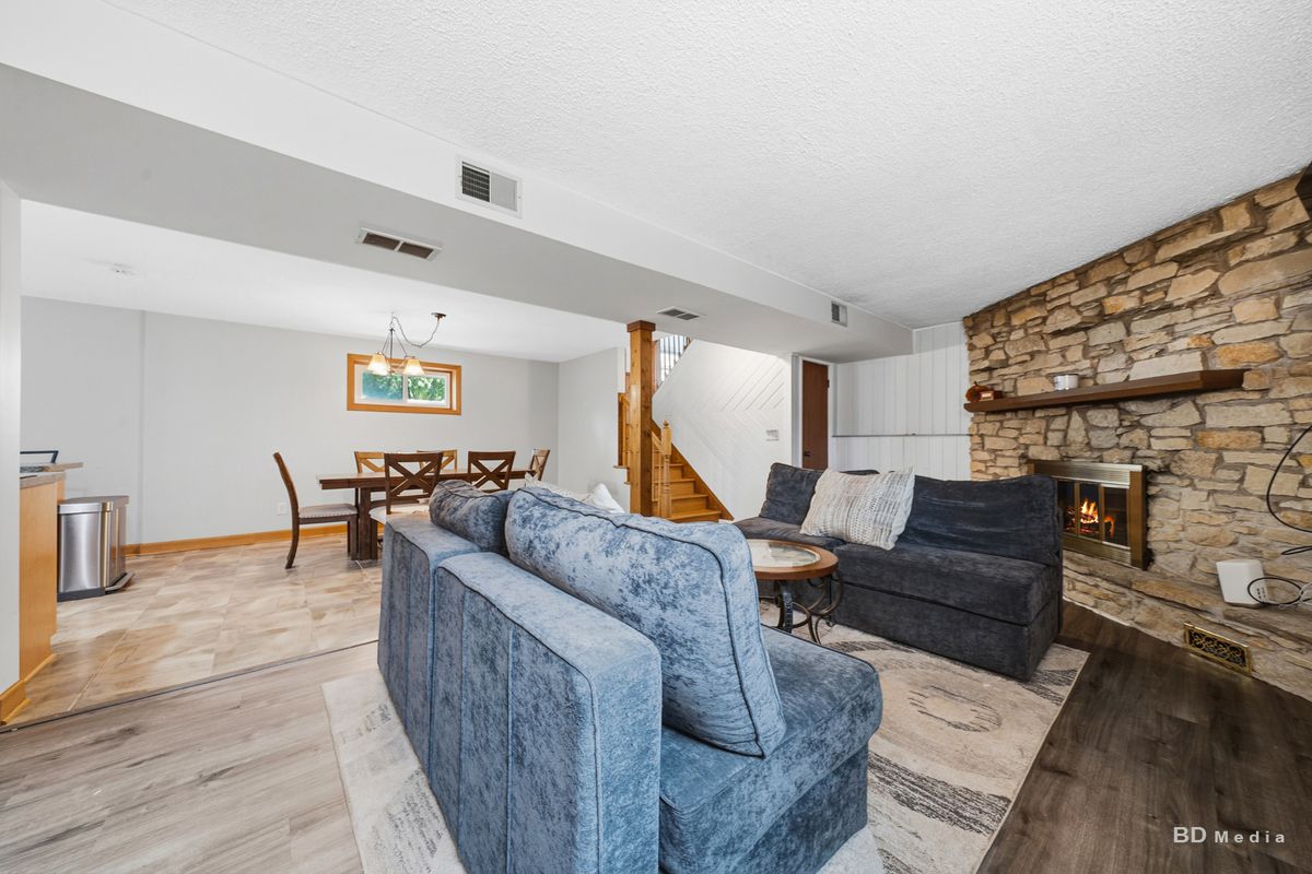 408 N Locust St, Frankfort, IL 60423 — photo 8