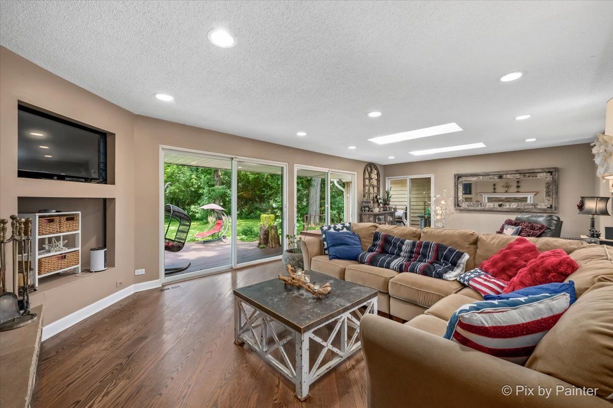 1s660 Winfield Rd, Wheaton, IL 60189 — photo 5