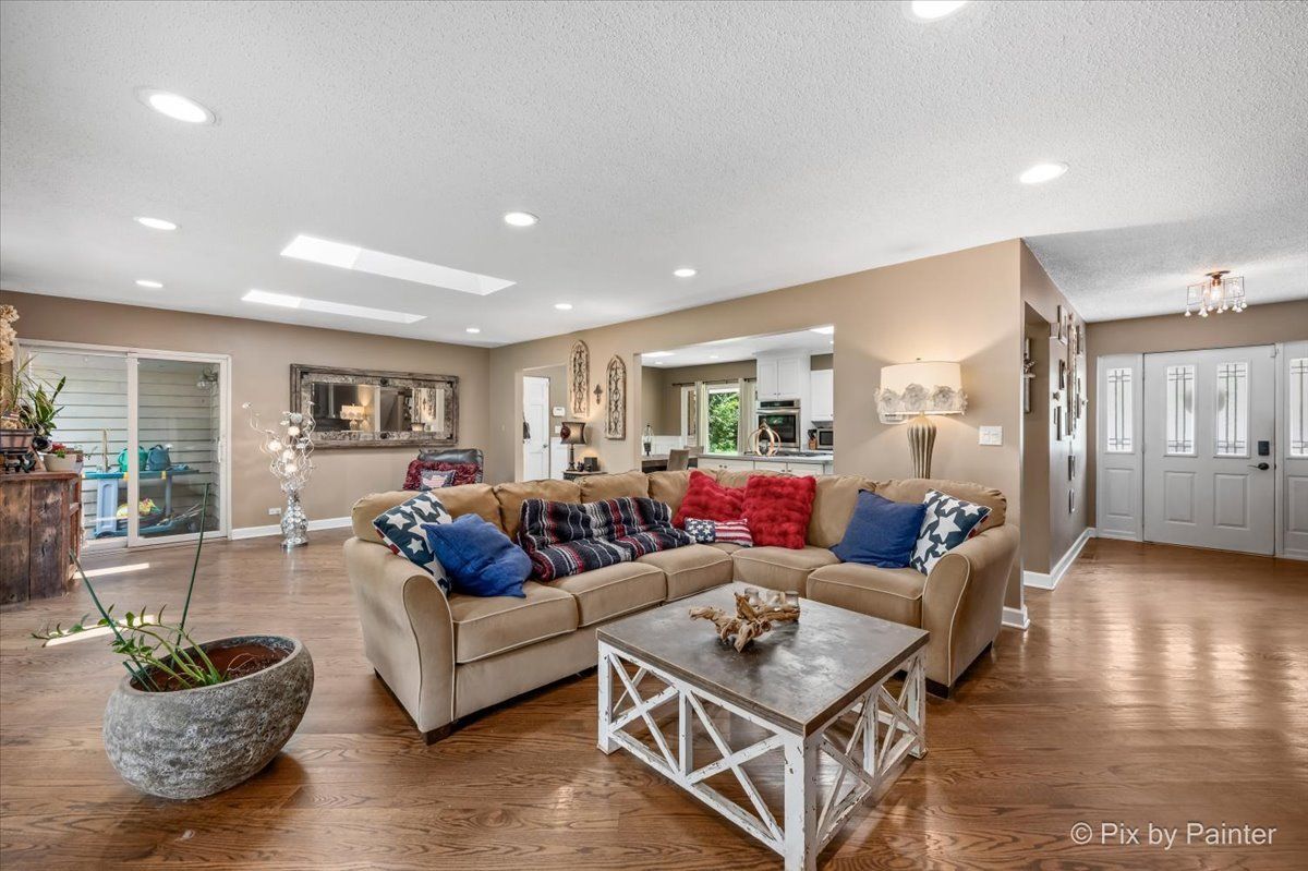 1s660 Winfield Rd, Wheaton, IL 60189 — photo 6