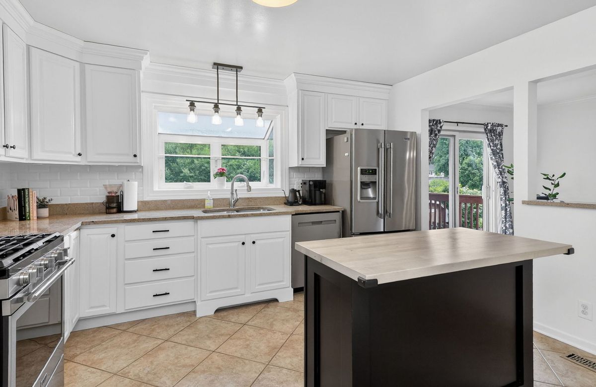 1905 Cheshire Ln, Wheaton, IL 60189 — photo 6
