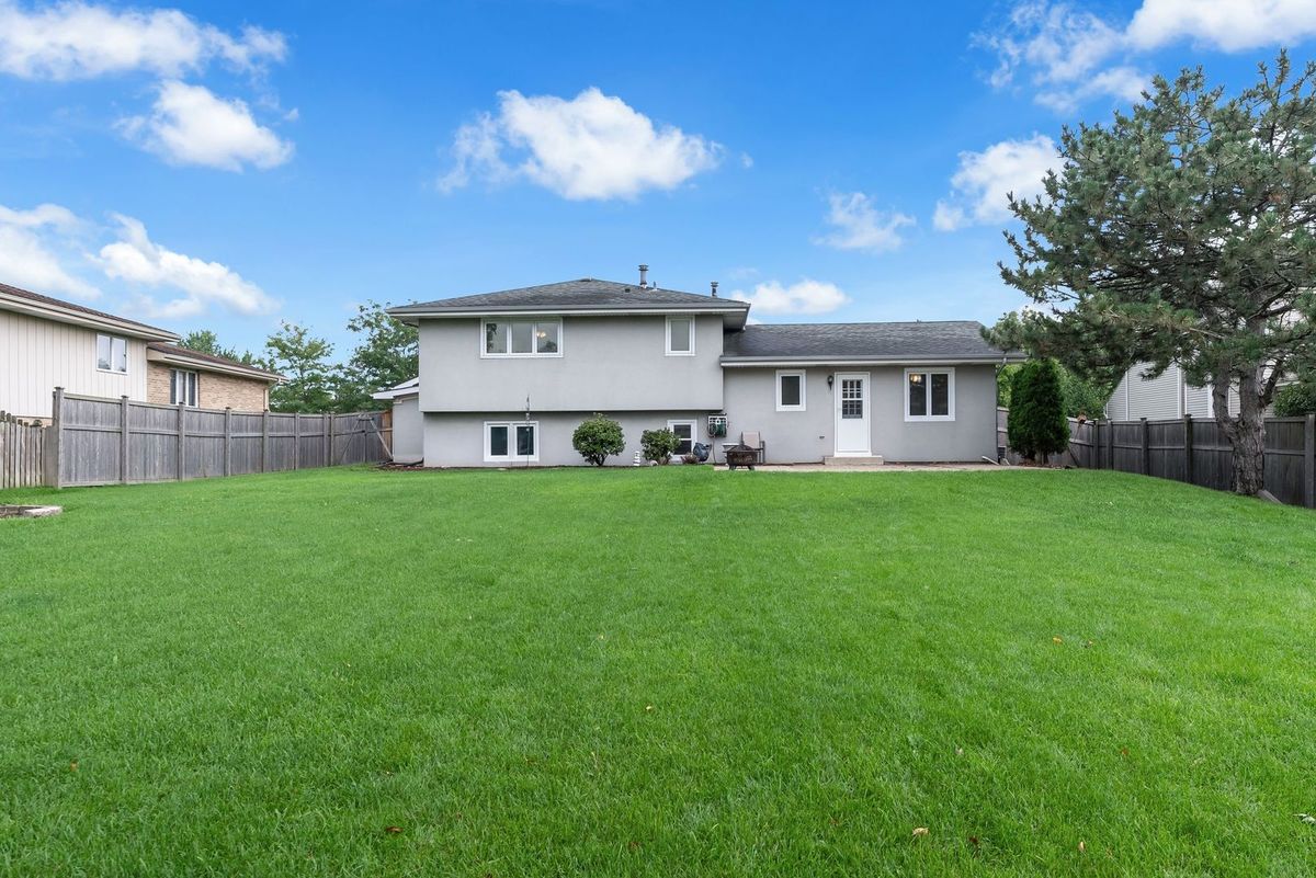 514 Stephanie Dr, Lockport, IL 60441 — photo 5