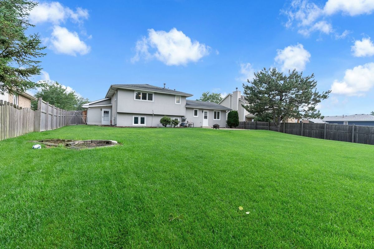 514 Stephanie Dr, Lockport, IL 60441 — photo 4