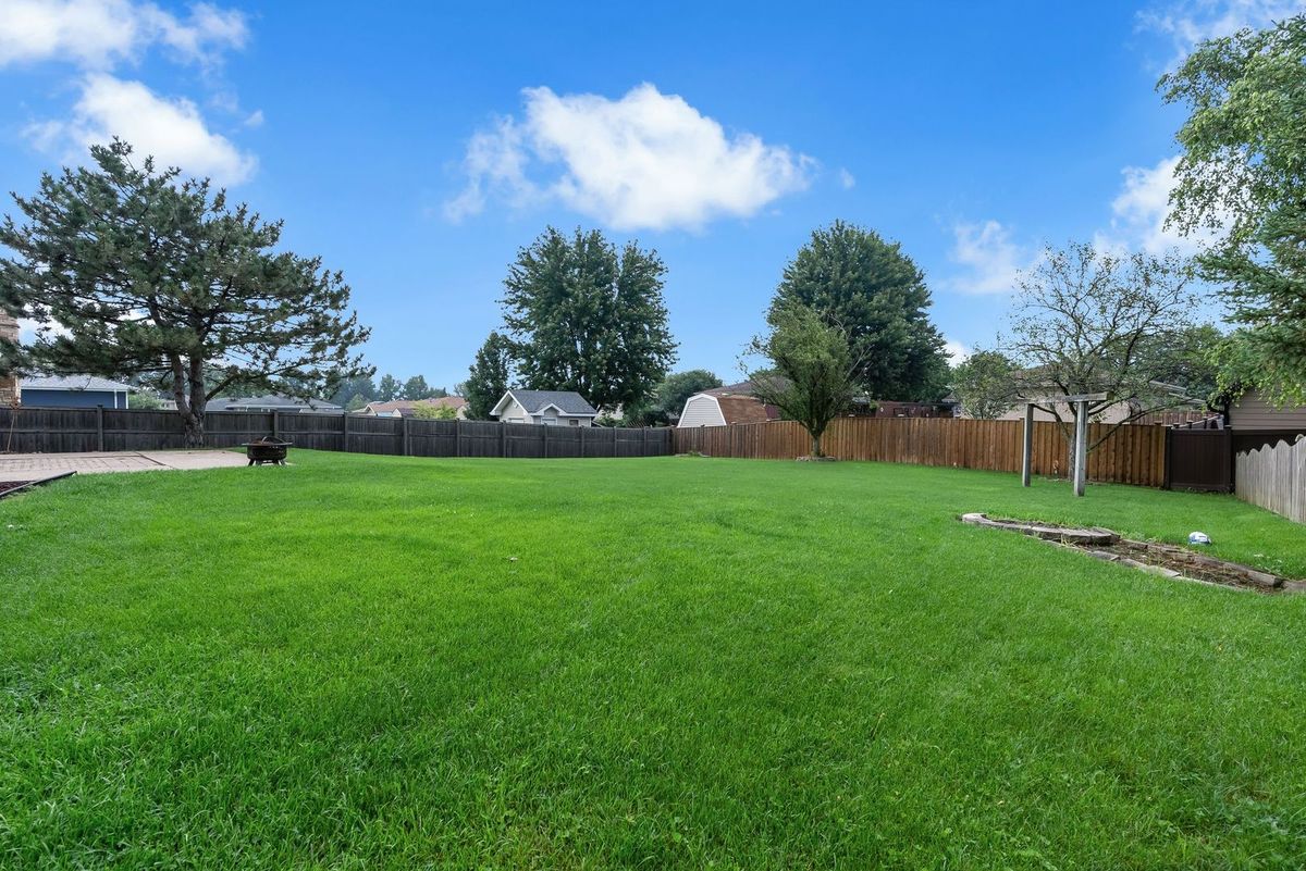 514 Stephanie Dr, Lockport, IL 60441 — photo 7
