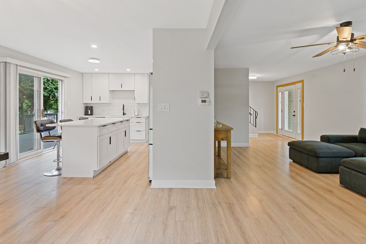 1720 Bolson Dr, Downers Grove, IL 60516 — photo 8