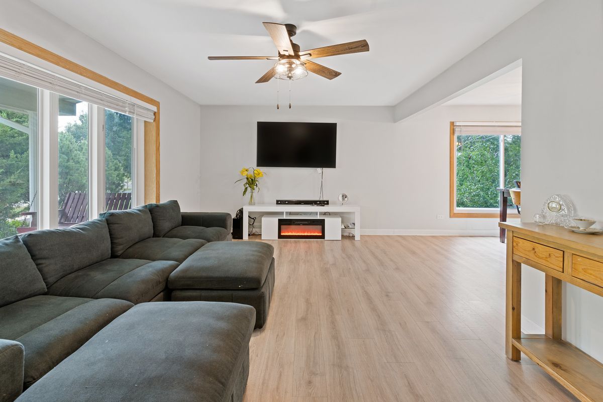1720 Bolson Dr, Downers Grove, IL 60516 — photo 5