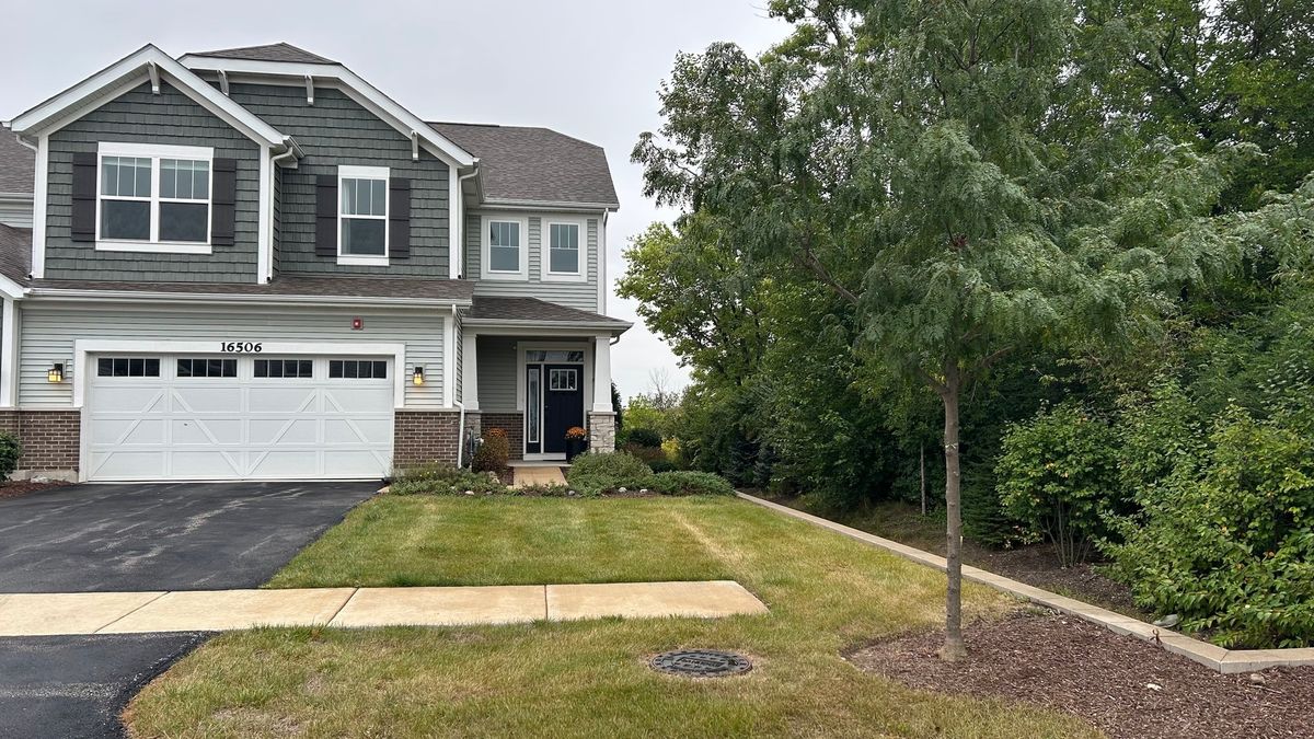 16506 Brook Ln, Lockport, IL 60441
