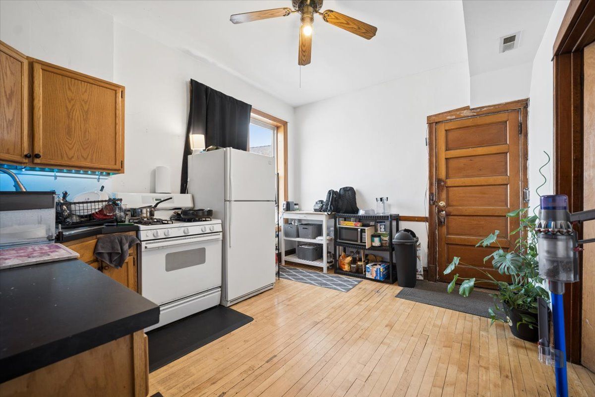 1047 N Western Ave, Chicago, IL — photo 7