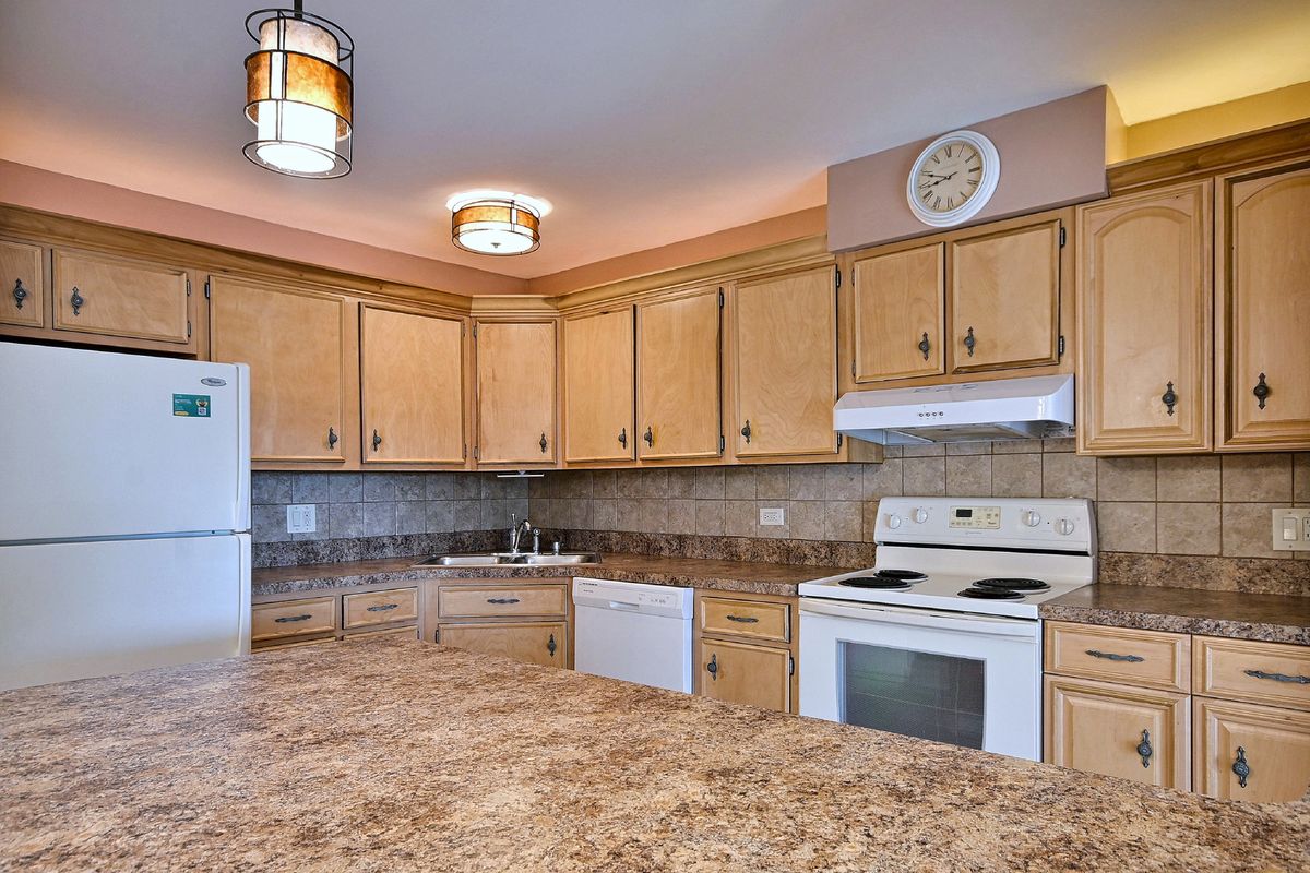 850 S Lorraine Rd #3E, Wheaton, IL 60189 — photo 7