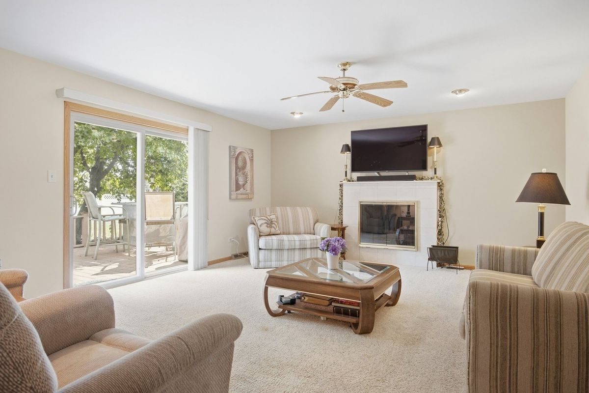 15527 Larkspur Ln, Orland Park, IL 60462 — photo 8