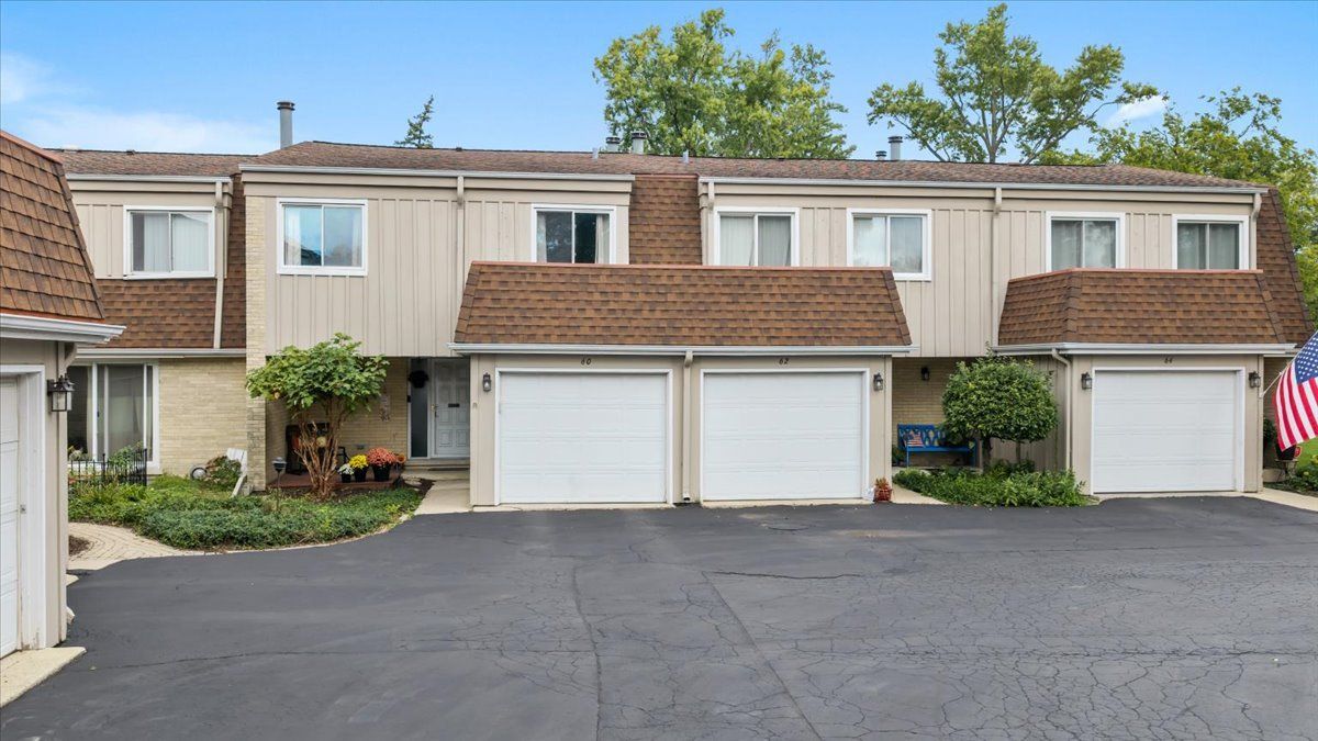 60 N Park Blvd, Glen Ellyn, IL 60137 — photo 2