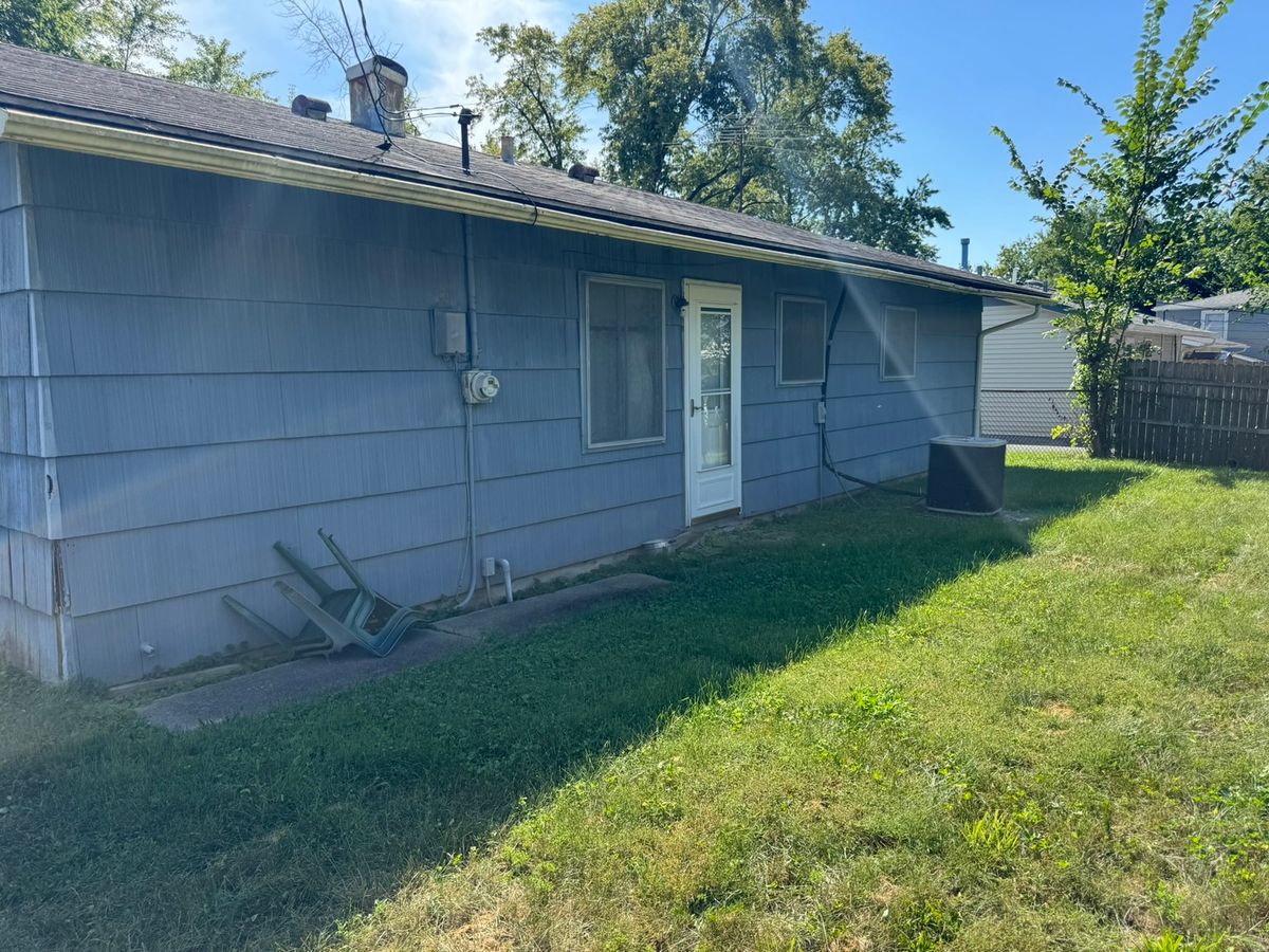 1020 Highland Ave, Lockport, IL 60441 — photo 2