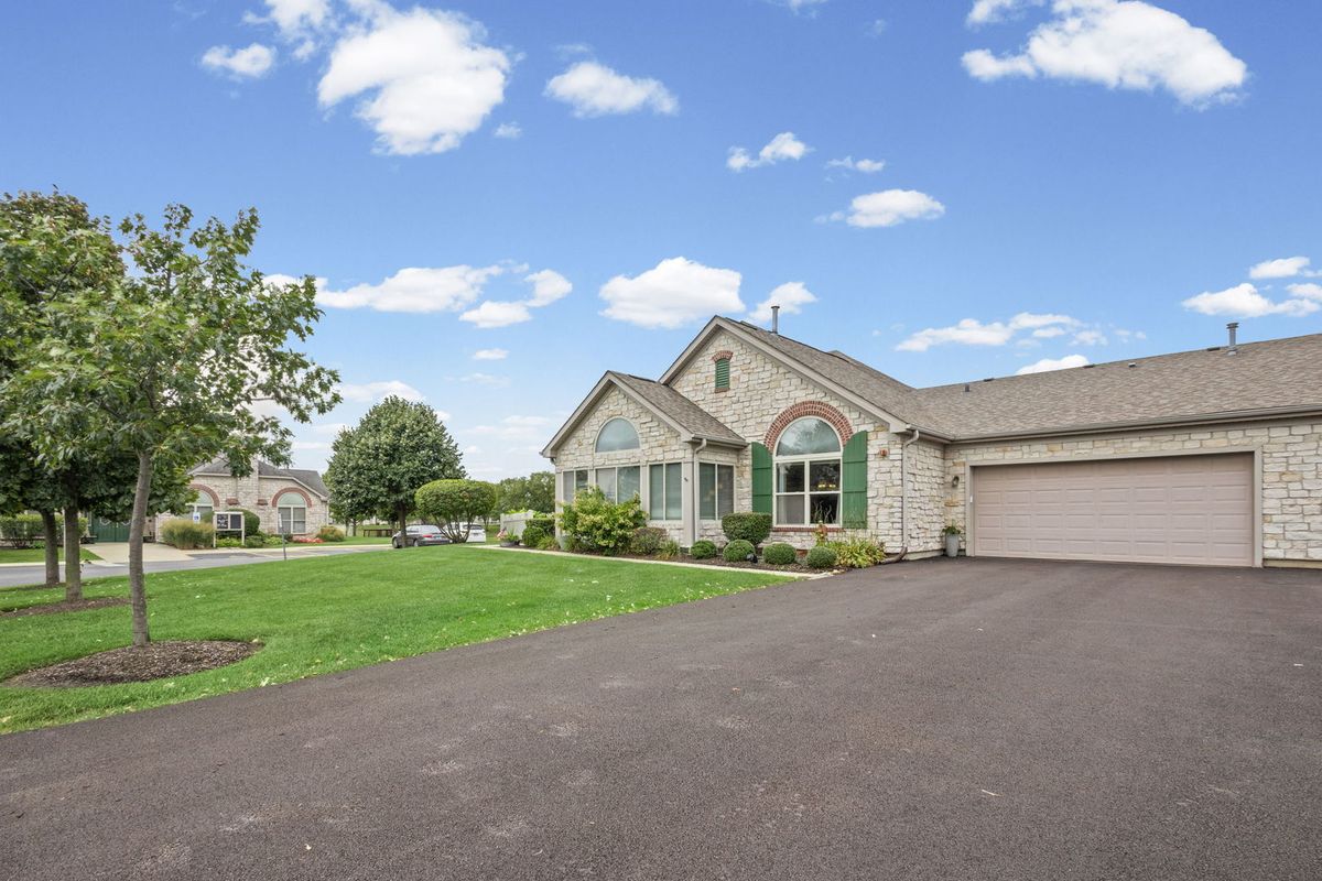 16002 S Messenger Cir, Homer Glen, IL 60491 — photo 3