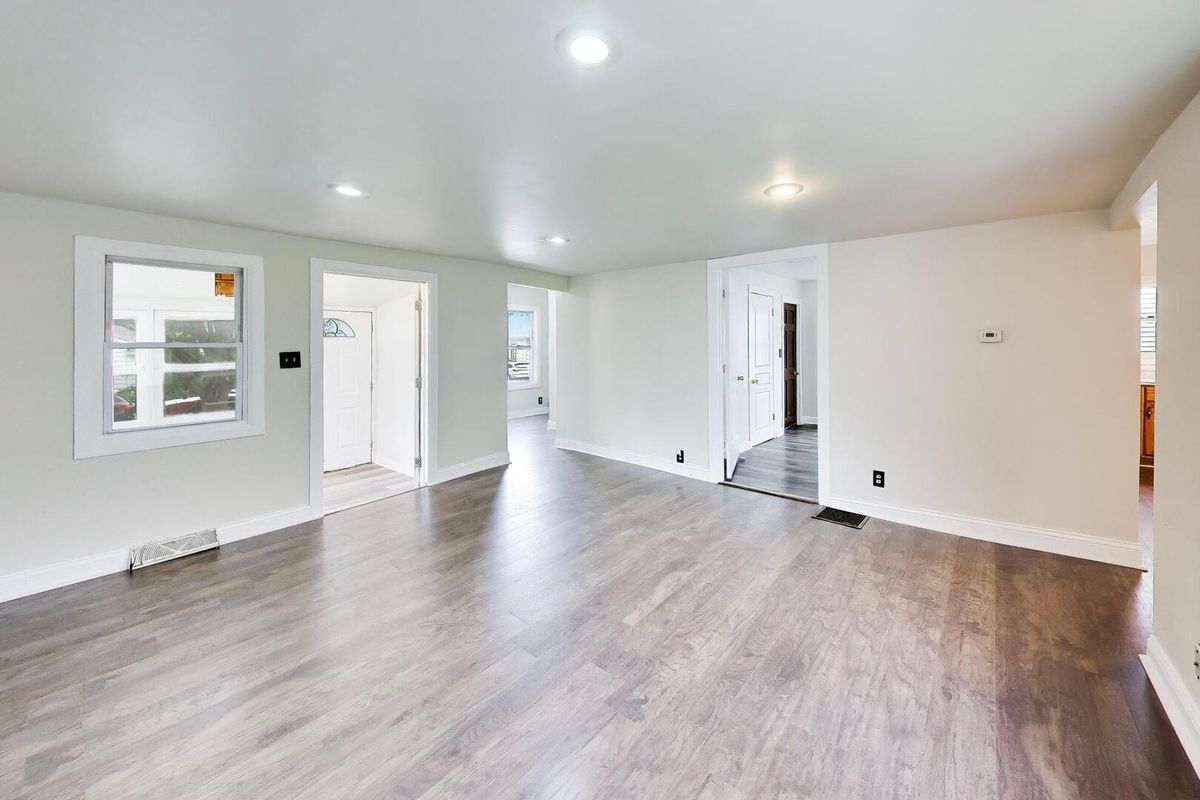 732 Grove St, Aurora, IL 60505 — photo 7