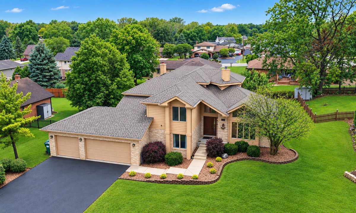 13630 S Chippewa Trl, Homer Glen, IL 60491