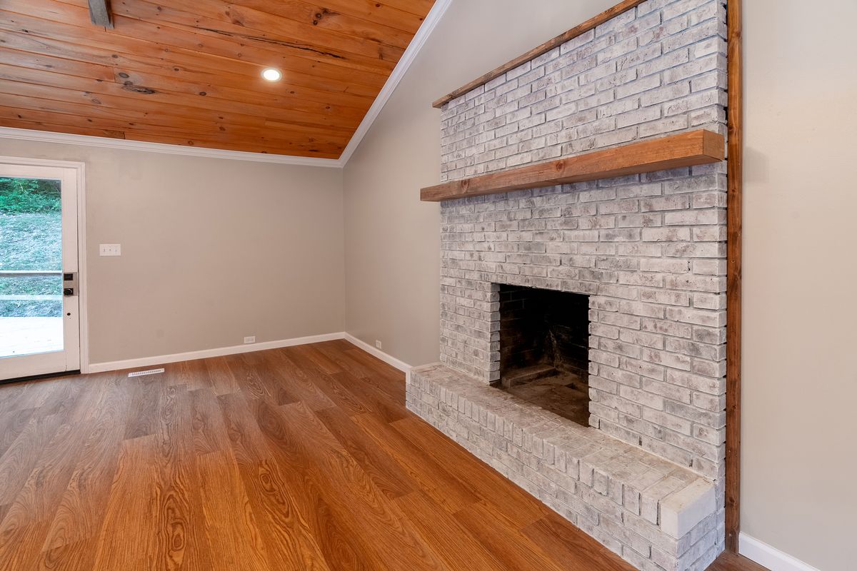 378 Contentment Rd, Makanda, IL 62958 — photo 6